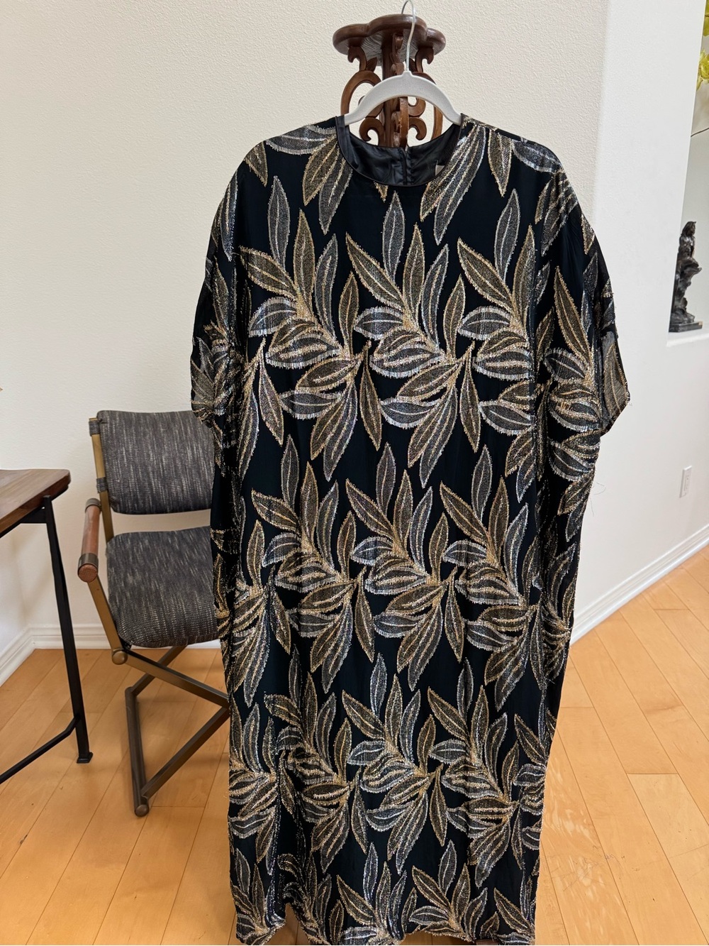 David Brown Vintage 70’s Famous Kaftan Silver & Gold Print Style